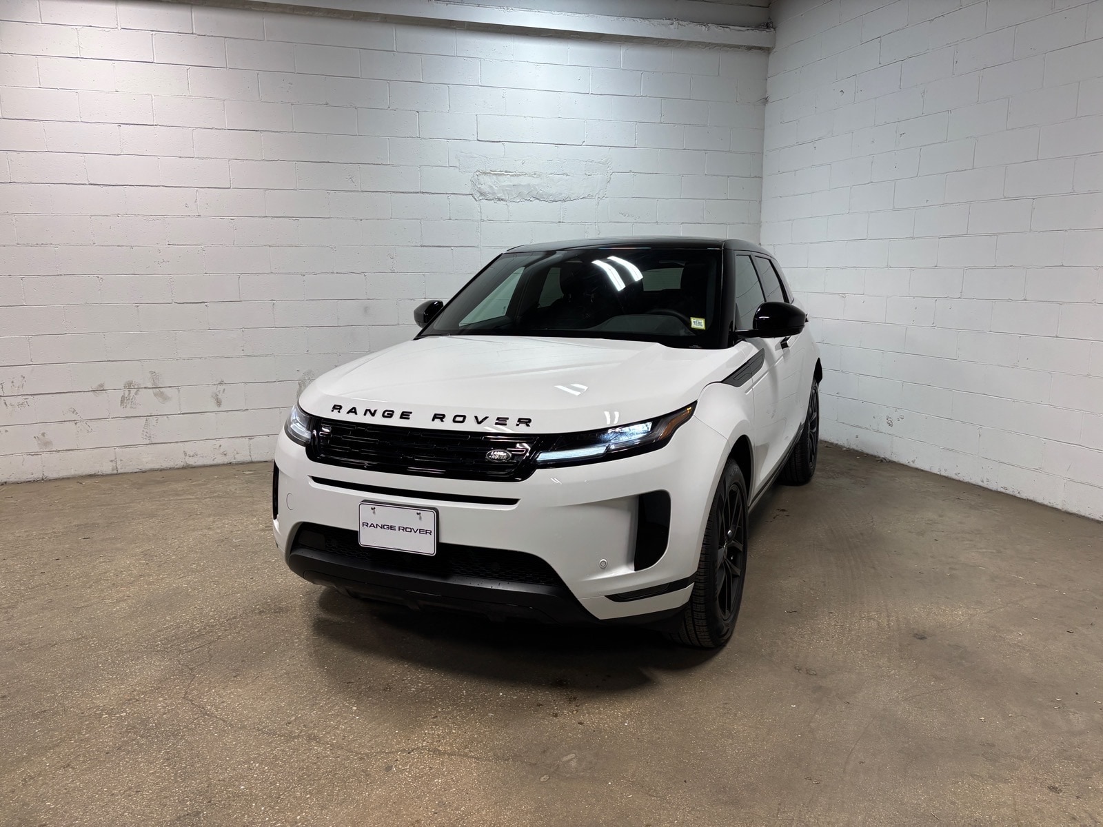 land rover range rover evoque 2026 SALZJ2FX4TH305326 image land rover range rover evoque 2026 SALZJ2FX4TH305326 image
